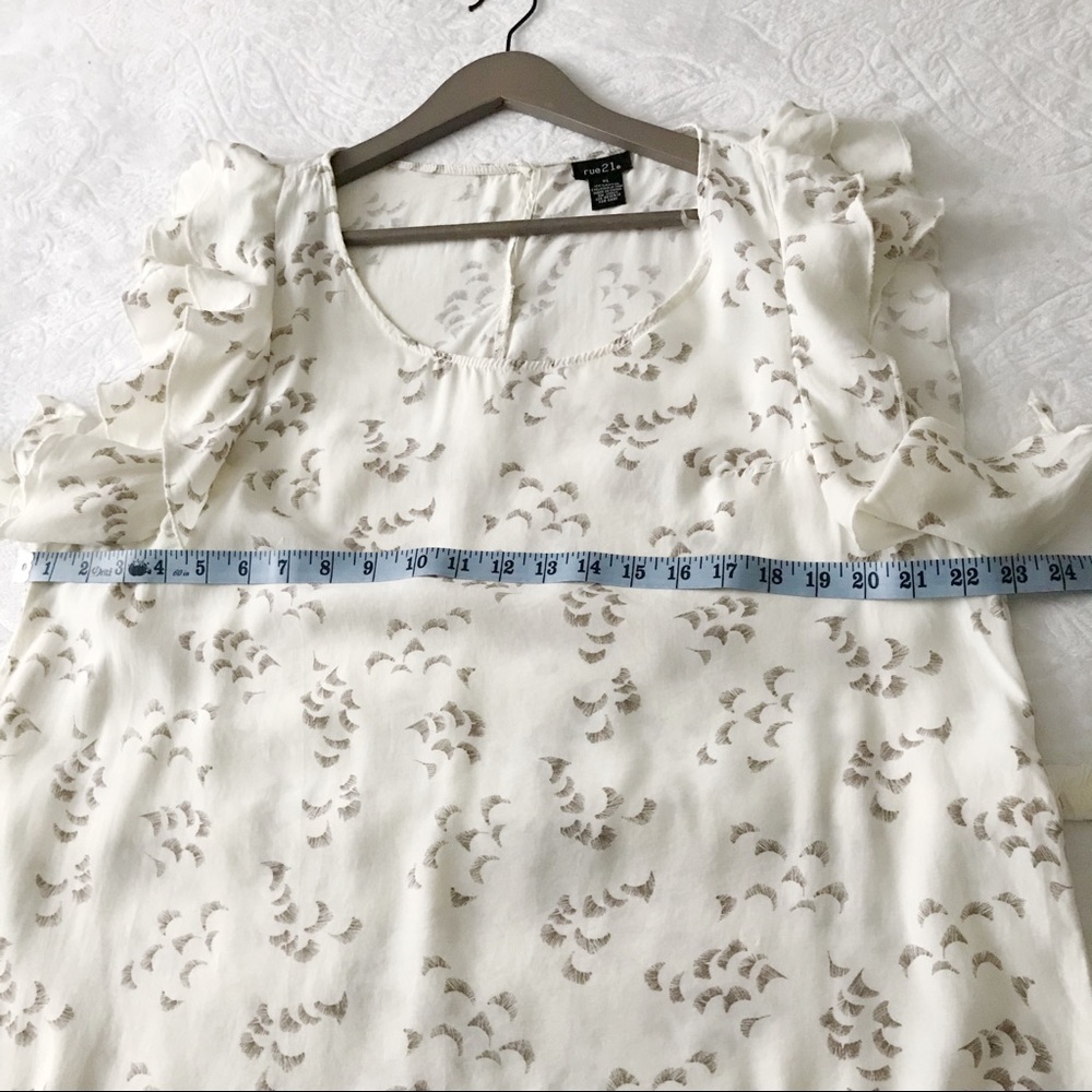 NWOT Ruffle Sleeve + Belted Blouse - Picture 4 of 8
